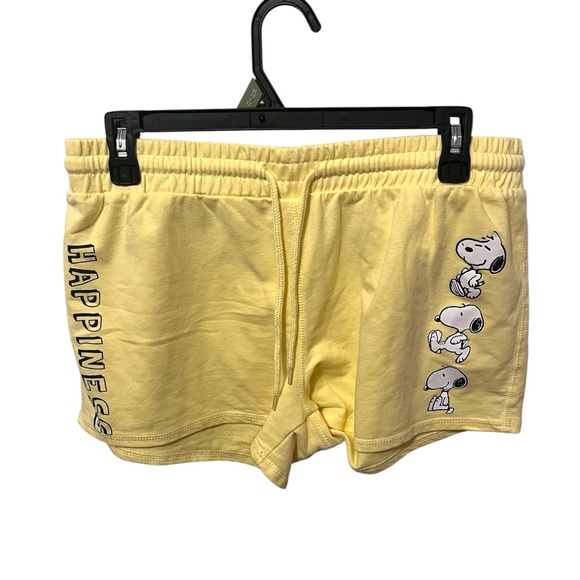 Peanuts Yellow women Shorts with Snoopy Print - Picture 1 of 5
